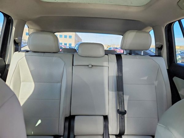 2018 VOLKSWAGEN TIGUAN SE, SEL