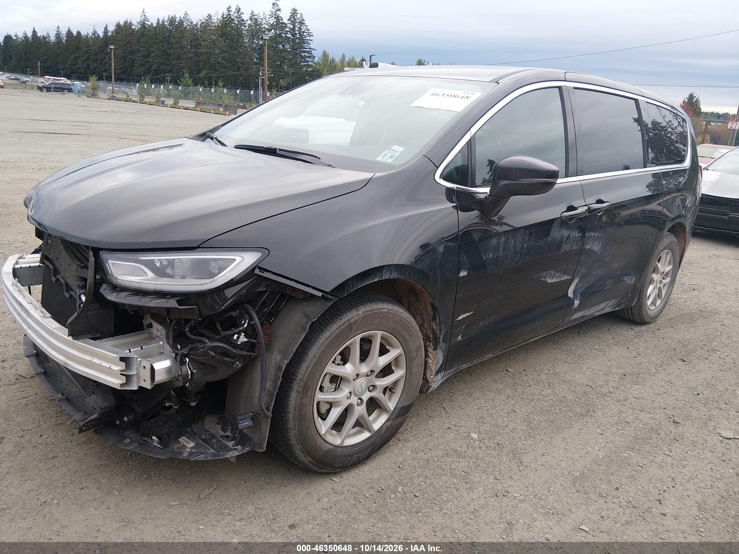 2025 CHRYSLER PACIFICA SELECT — I2