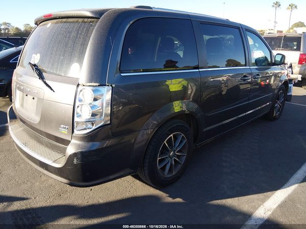 2017 DODGE GRAND CARAVAN SXT — I4