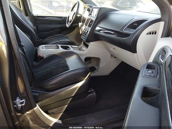 2017 DODGE GRAND CARAVAN SXT — I5