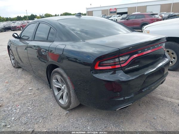 2017 DODGE CHARGER SXT RWD — I3