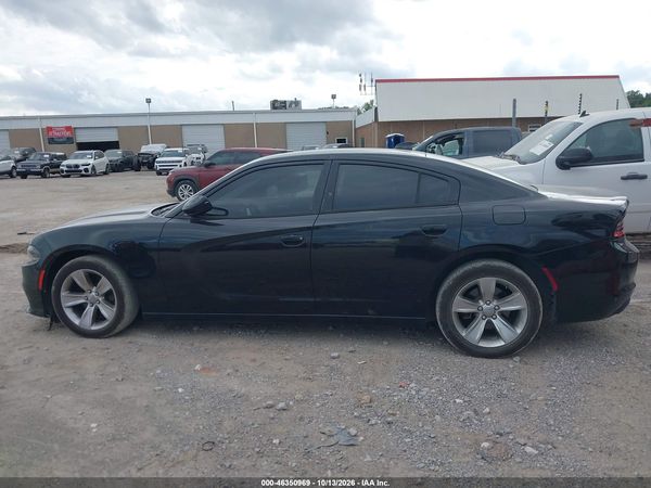 2017 DODGE CHARGER SXT RWD — I117