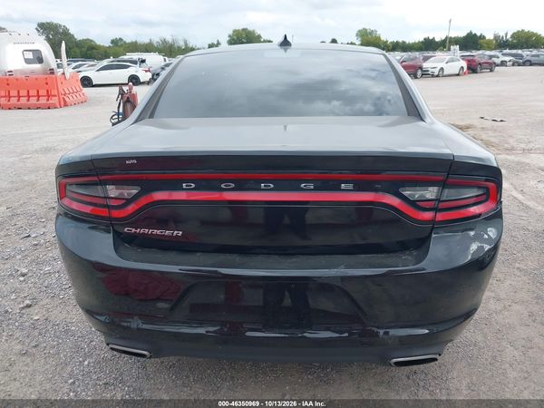 2017 DODGE CHARGER SXT RWD — I119