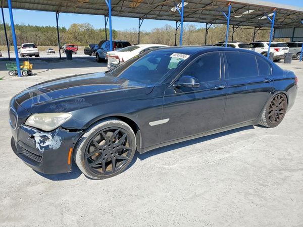2014 BMW 750