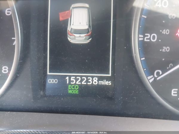 2017 TOYOTA RAV4 LE — I7