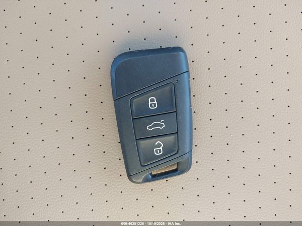 2019 VOLKSWAGEN JETTA 1.4T SEL — I11