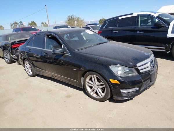 2012 MERCEDES-BENZ C 250 SPORT — I1