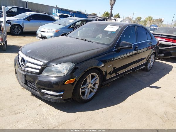 2012 MERCEDES-BENZ C 250 — I2