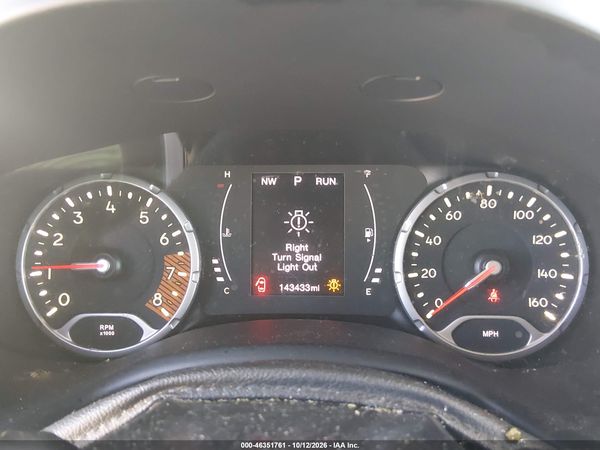 2020 JEEP RENEGADE LATITUDE FWD — I7