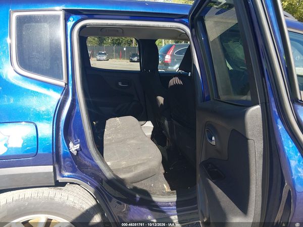 2020 JEEP RENEGADE LATITUDE FWD — I8