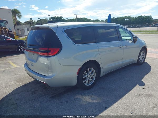 2024 CHRYSLER PACIFICA TOURING L — I4