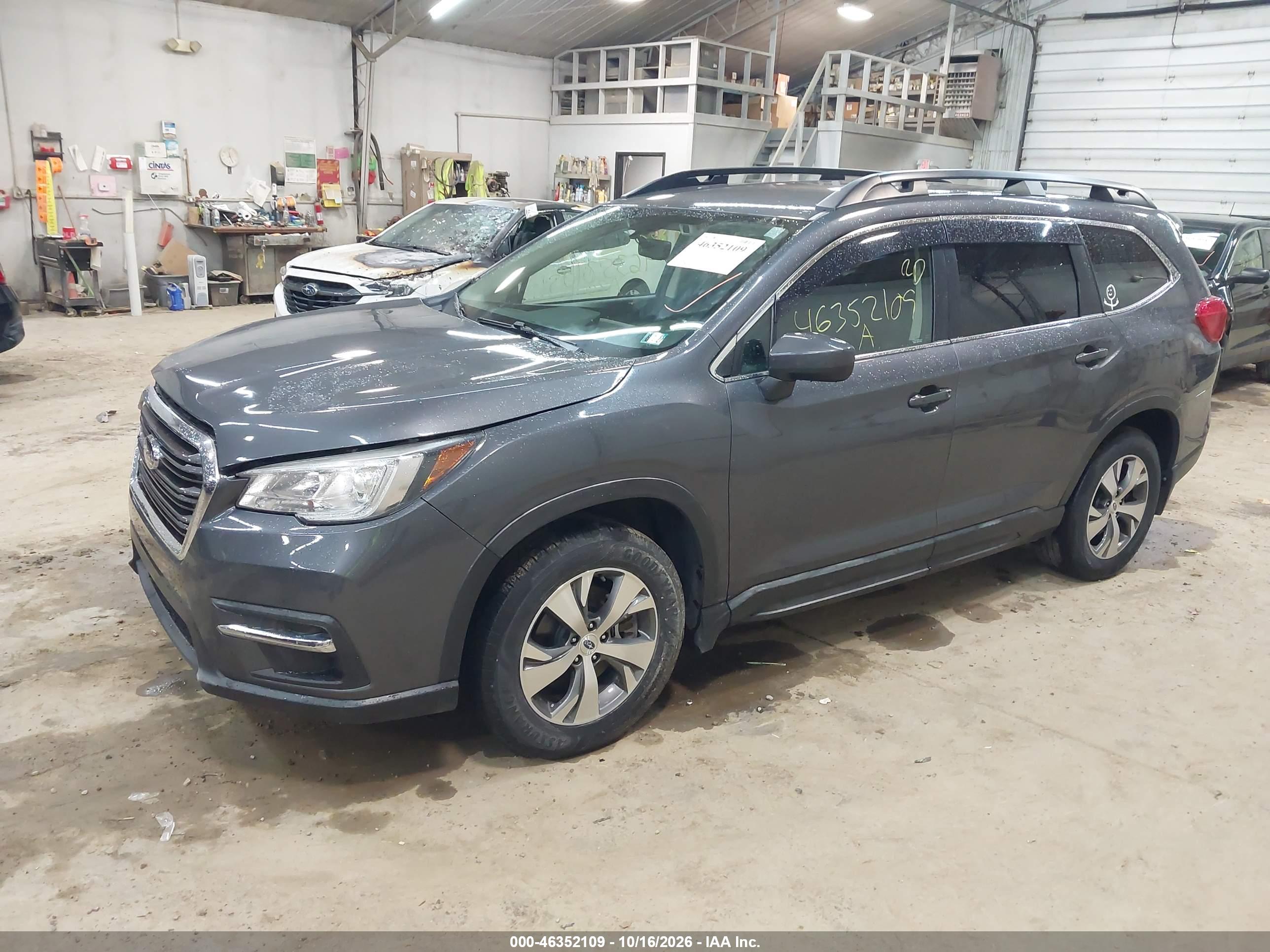 2020 SUBARU ASCENT PREMIUM — I2