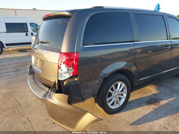 2019 DODGE GRAND CARAVAN SXT — I6