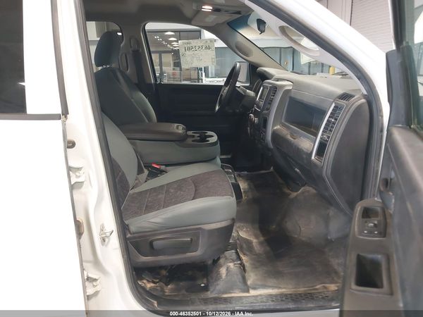 2019 RAM 1500 CLASSIC TRADESMAN  4X4 5'7 BOX — I5