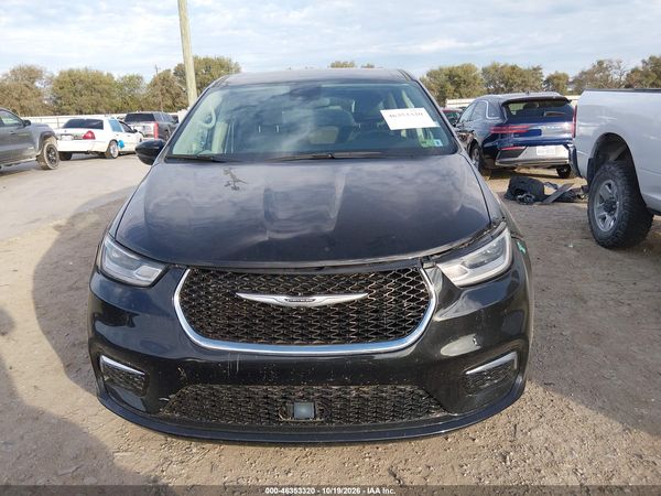 2024 CHRYSLER PACIFICA TOURING L — I115