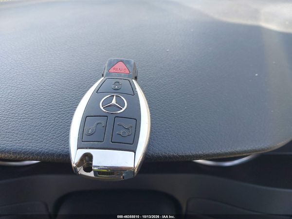 2013 MERCEDES-BENZ C 250 SPORT — I11