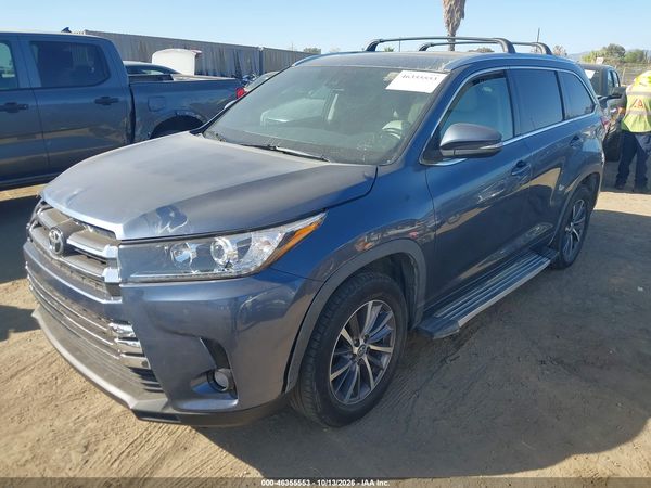 2017 TOYOTA HIGHLANDER — I2