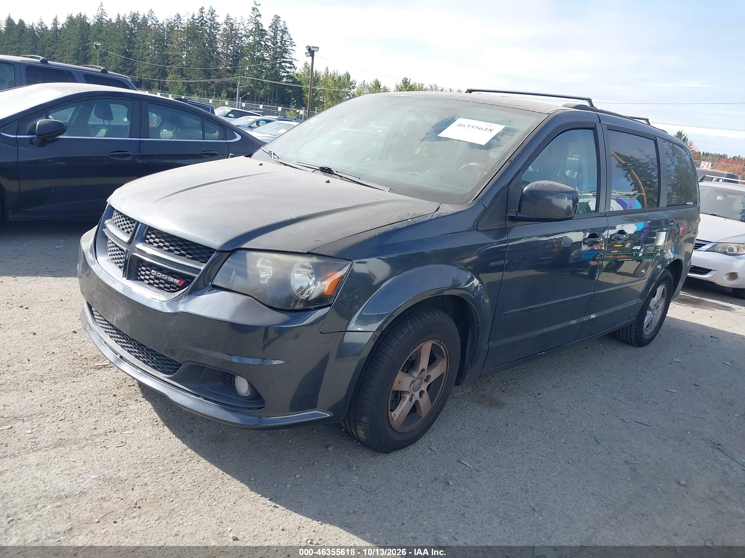 2013 DODGE GRAND CARAVAN SXT — I2