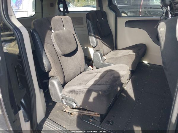 2013 DODGE GRAND CARAVAN SXT — I8