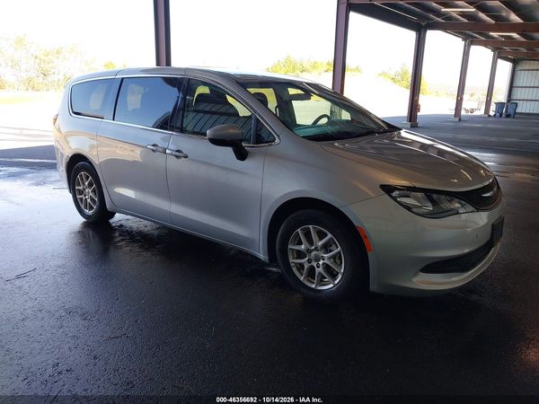 2022 CHRYSLER VOYAGER LX — I1