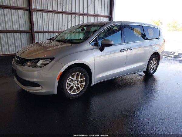 2022 CHRYSLER VOYAGER LX — I2