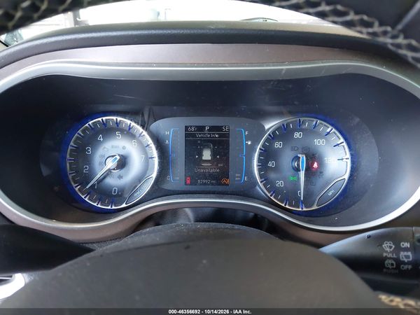 2022 CHRYSLER VOYAGER LX — I7