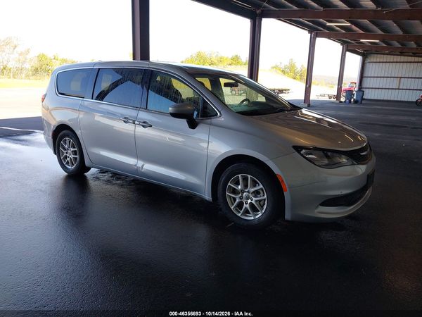 2022 CHRYSLER VOYAGER LX — I1