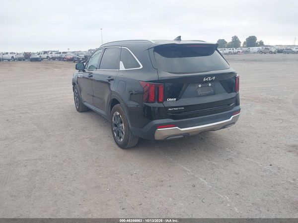 2025 KIA SORENTO S — I3