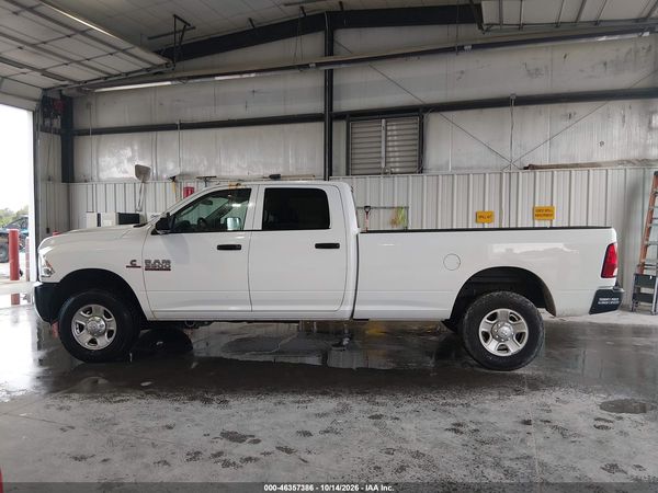 2017 RAM 3500 TRADESMAN  4X4 8' BOX — I117