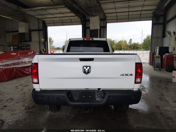 2017 RAM 3500 TRADESMAN  4X4 8' BOX — I119
