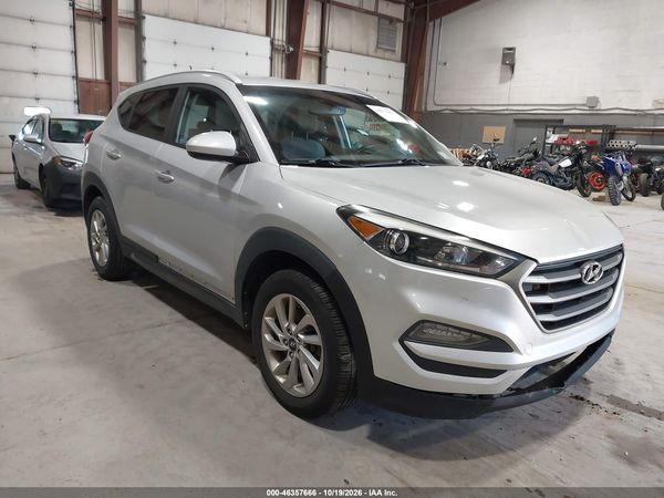 2016 HYUNDAI TUCSON SE — I1