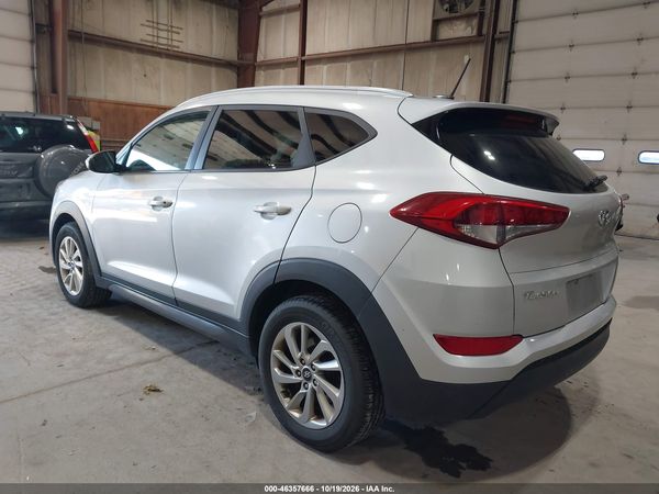 2016 HYUNDAI TUCSON SE — I3