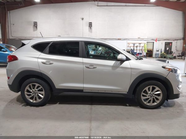 2016 HYUNDAI TUCSON SE — I116