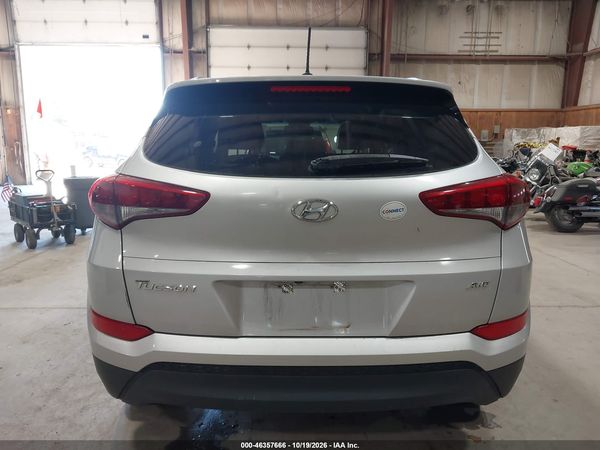 2016 HYUNDAI TUCSON SE — I119