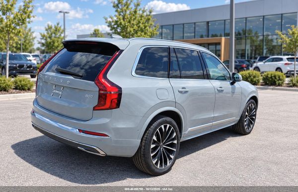 2026 VOLVO XC90 — I4