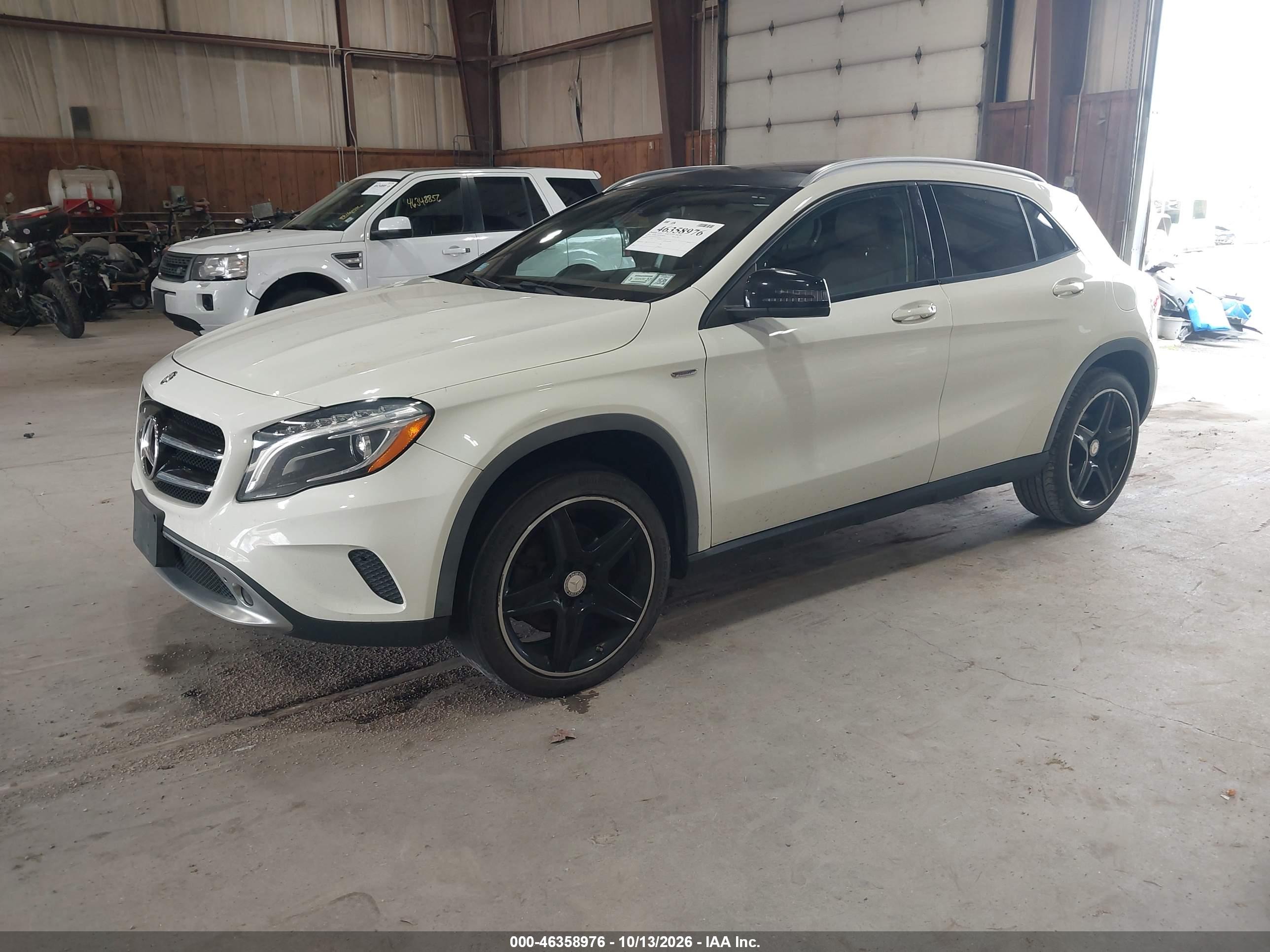 2015 MERCEDES-BENZ GLA 250 4MATIC — I2