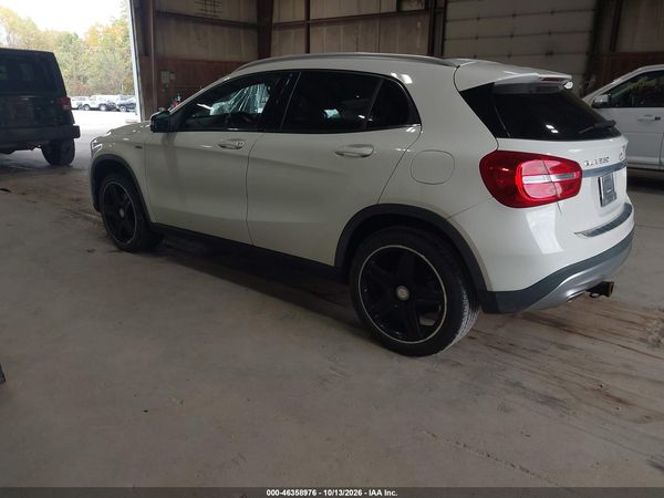 2015 MERCEDES-BENZ GLA 250 4MATIC — I3