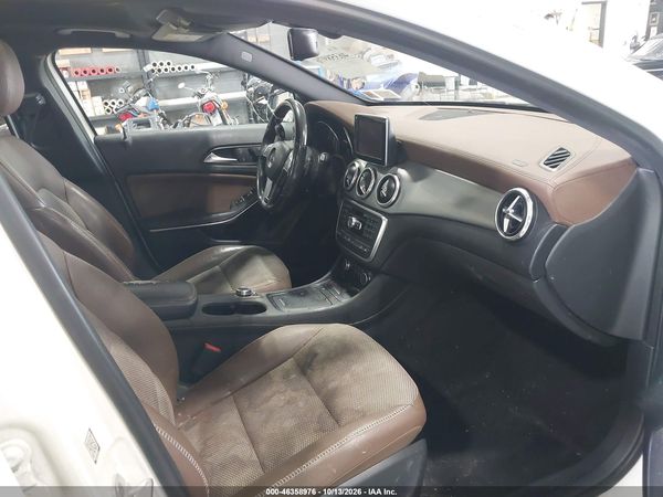 2015 MERCEDES-BENZ GLA 250 4MATIC — I5