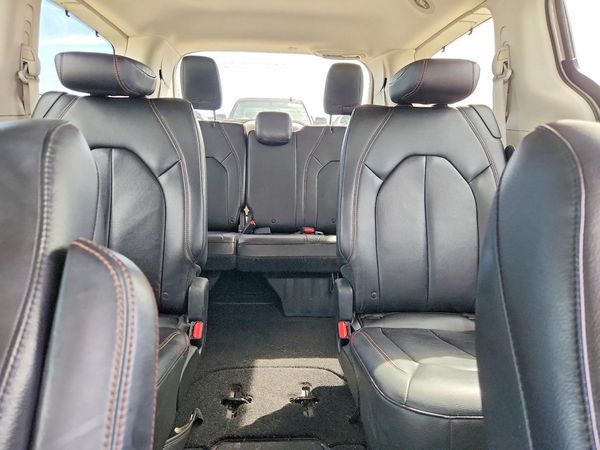 2017 CHRYSLER PACIFICA