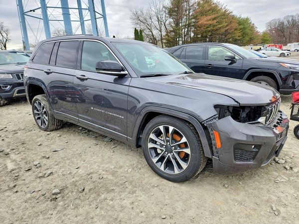 2022 JEEP GRAND CHEROKEE Overland