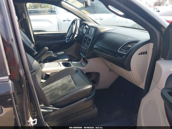 2017 DODGE GRAND CARAVAN SXT — I5