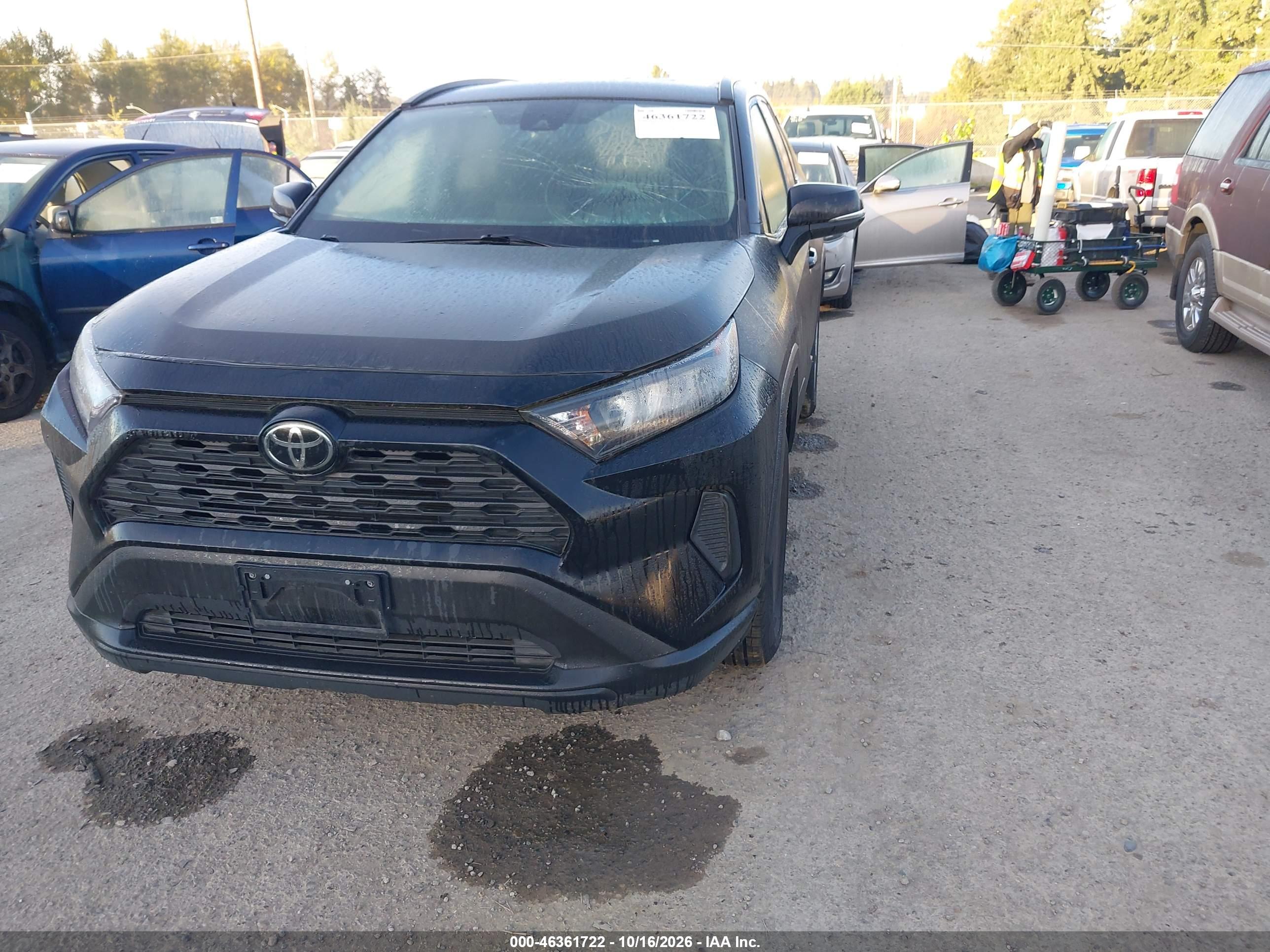 2021 TOYOTA RAV4 LE — I2