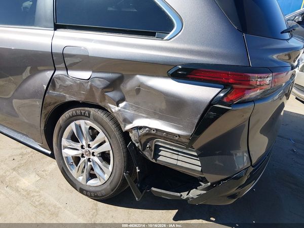 2021 TOYOTA SIENNA LIMITED — I6