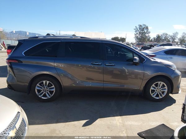 2021 TOYOTA SIENNA LIMITED — I116