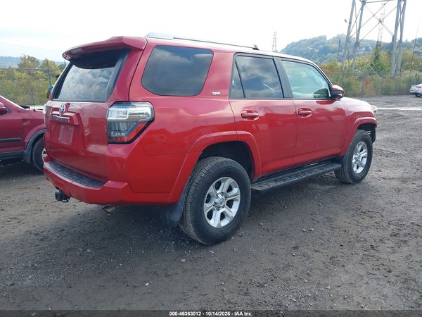 2016 TOYOTA 4RUNNER SR5 — I4