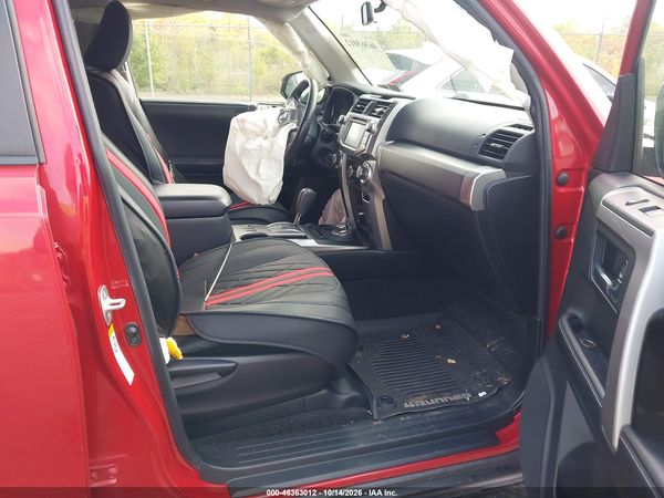 2016 TOYOTA 4RUNNER SR5 — I5