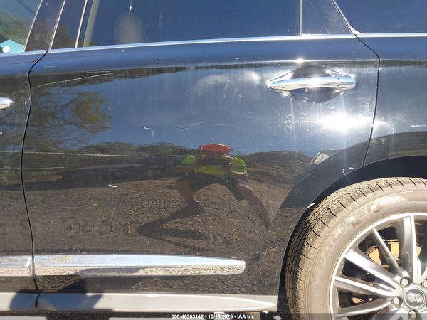 2017 INFINITI QX60 — I153