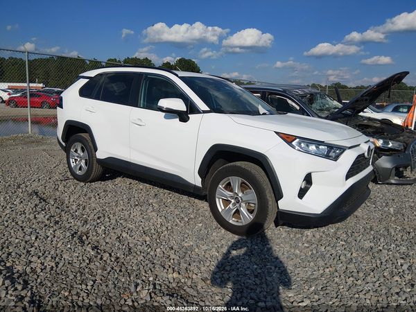 2020 TOYOTA RAV4 XLE — I1
