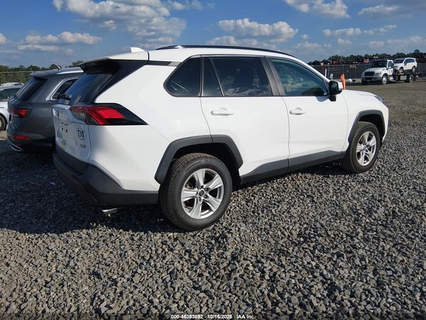 2020 TOYOTA RAV4 XLE — I4