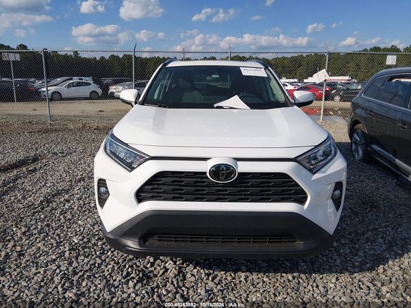 2020 TOYOTA RAV4 XLE — I115
